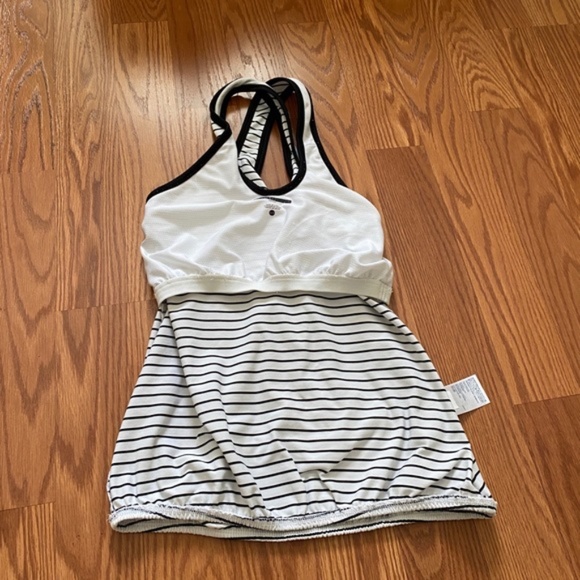 💖MEGA SALE💖Gap Fit & Tommy Hilfiger Women’s 2 Tanks Set ALSU00414 - Picture 5 of 11